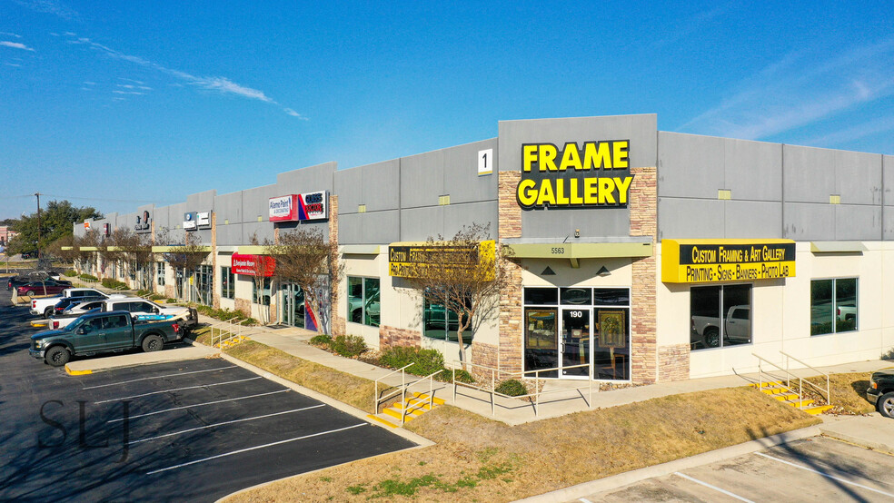 Primary Photo Of 5563 De Zavala Rd, San Antonio Light Distribution For Lease