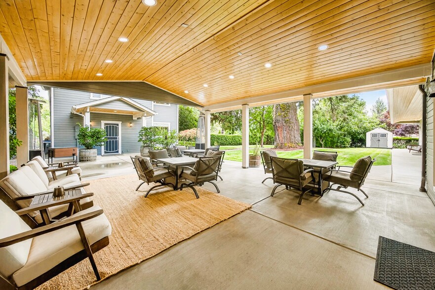 More Photos Of 111 Cedar St, Rogue River Office Residential For Sale