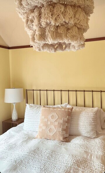 More Photos Of 139 SW I St, Grants Pass Specialty For Sale