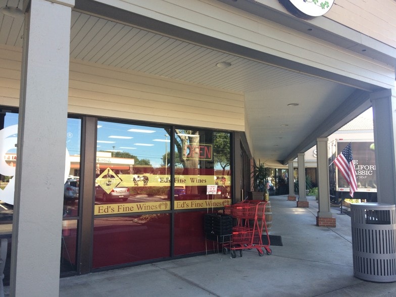 More Photos Of 2454 N McMullen Booth Rd, Clearwater Unknown For Lease