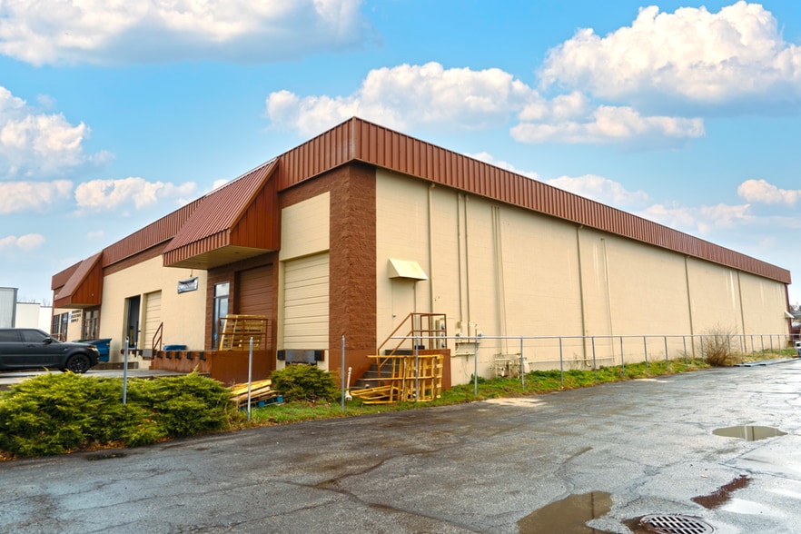 More Photos Of 8645-8651 Westpark St, Boise Warehouse For Lease