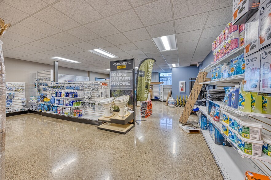 More Photos Of 3928 Tri Hill Frontage Rd, Great Falls Auto Dealership For Sale