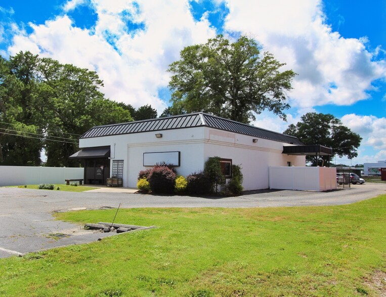 Primary Photo Of 191 S Cashua Dr, Florence Freestanding For Lease