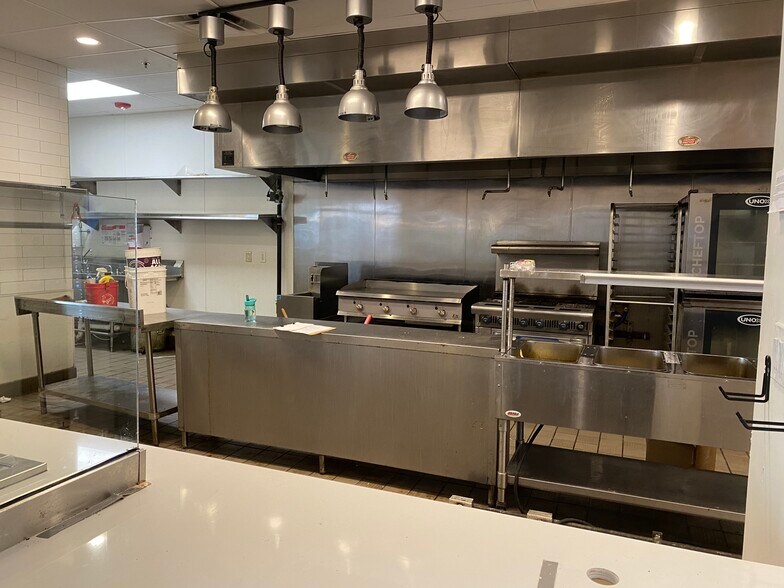 More Photos Of 330 Clematis St, West Palm Beach Storefront Retail Office For Sale