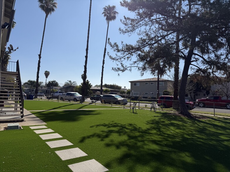 More Photos Of 1718 Crofton Ln, Escondido Apartments For Sale