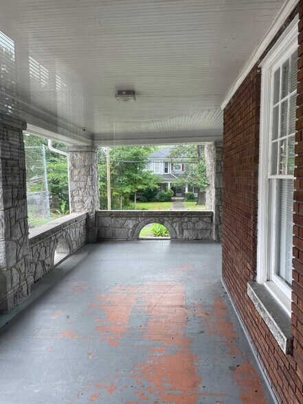 More Photos Of 1101 N Mangum St, Durham Storefront Retail Office For Lease