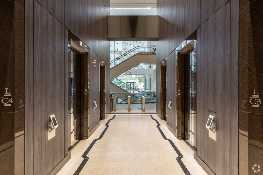 More Photos Of 875 Third Ave, New York Coworking Space