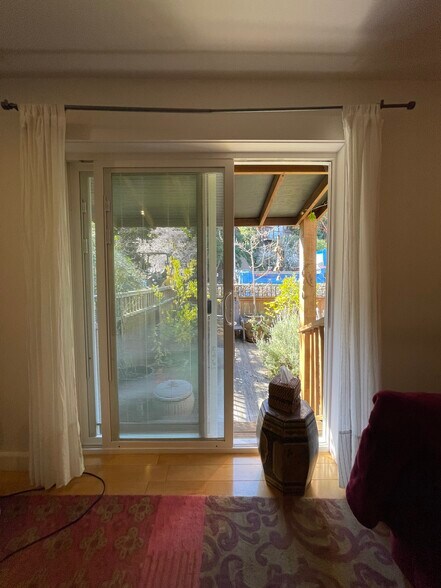 More Photos Of 10 Millwood St, Mill Valley Medical For Sale