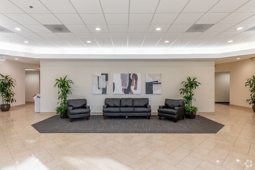 More Photos Of 214 Centerview Dr, Brentwood Office For Lease