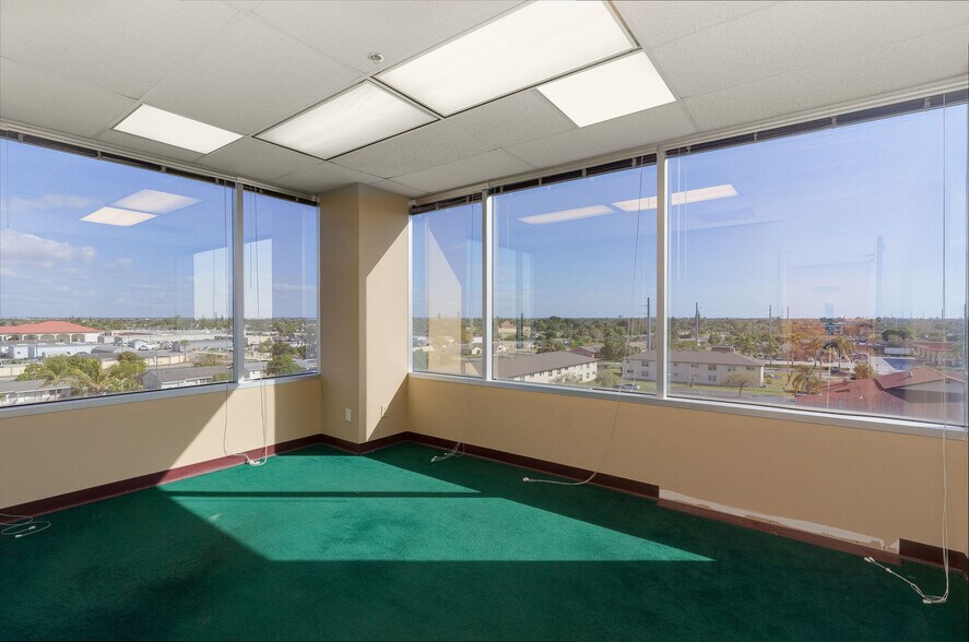 More Photos Of 2503 Del Prado Blvd S, Cape Coral Medical For Lease