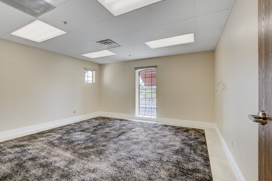 More Photos Of 3470 E Russell Rd, Las Vegas Office For Lease