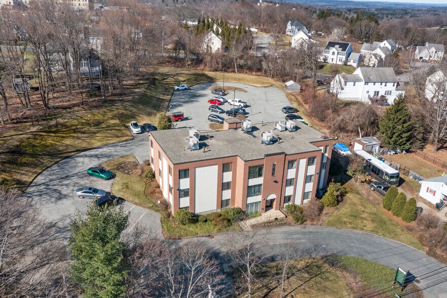 More Photos Of 320 Bolton St, Marlborough Healthcare For Lease