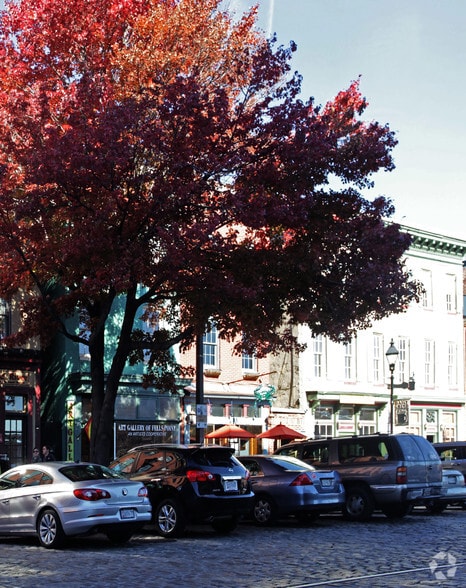 More Photos Of 1718 Thames St, Baltimore Storefront Retail Residential For Lease
