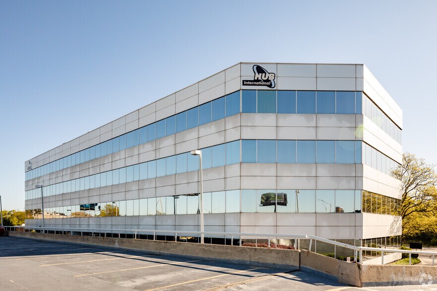 More Photos Of 2800 S River Rd, Des Plaines Office For Lease