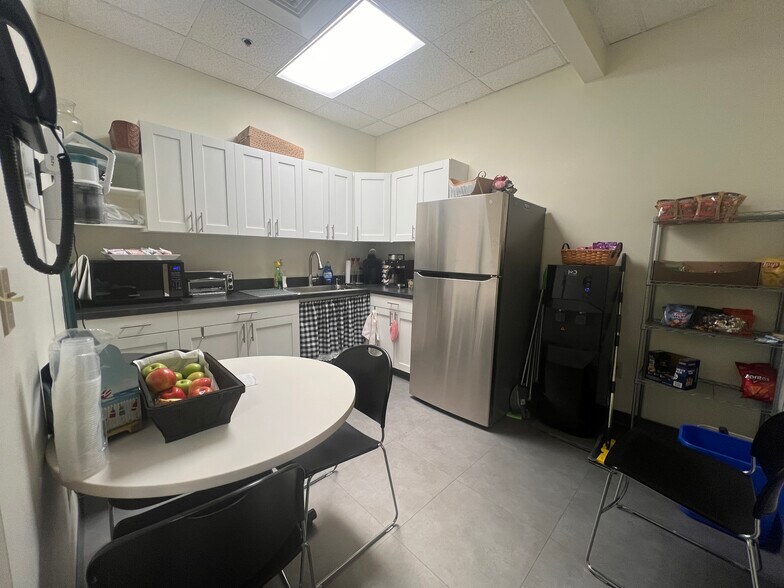 More Photos Of 100 Technology Dr, Trumbull Medical For Lease