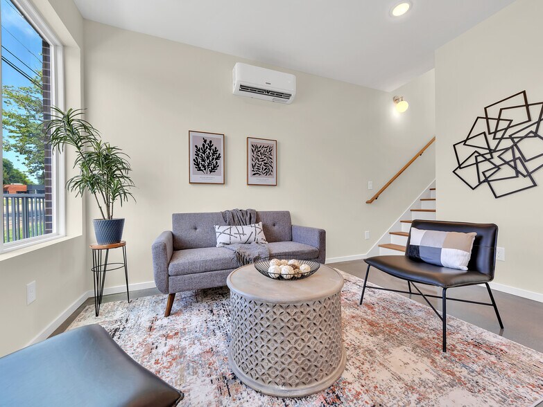 More Photos Of 1602 N Central St, Knoxville Apartments For Sale