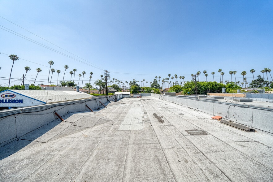 More Photos Of 4320 W Pico Blvd, Los Angeles Auto Repair For Sale