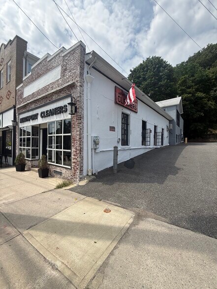 Primary Photo Of 251 Main St, Northport Storefront For Sale