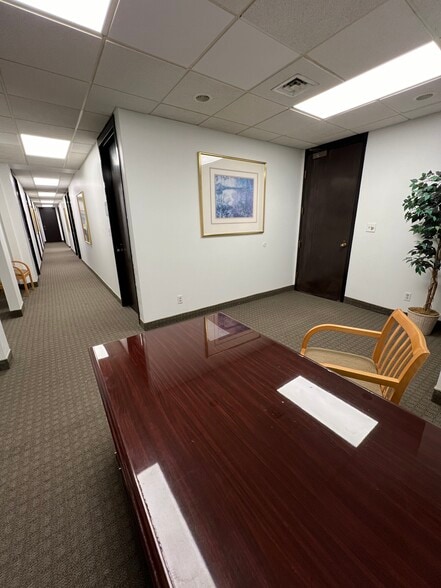 More Photos Of 26300 Euclid Ave, Cleveland Office For Lease