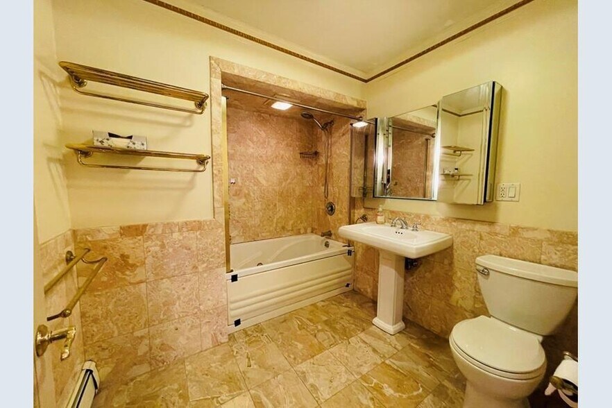 More Photos Of 1002 Beacon St, Brookline Storefront Retail Residential For Sale