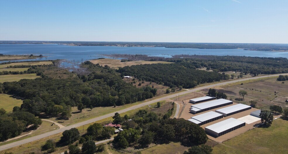 More Photos Of 7747 FM 897, Telephone Self Storage For Sale