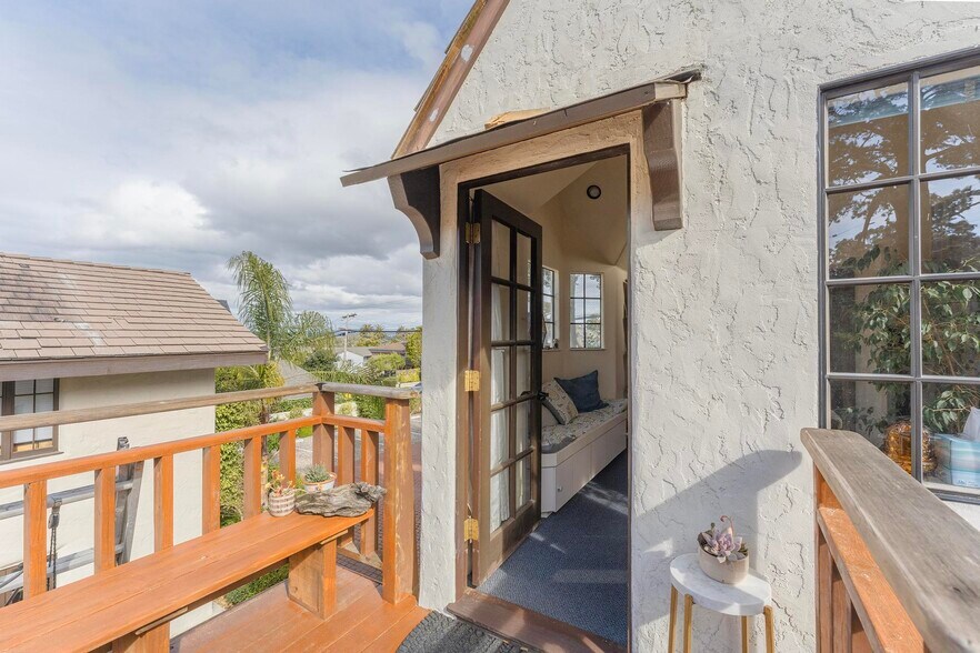 More Photos Of 1084 Cass St, Monterey Medical For Sale