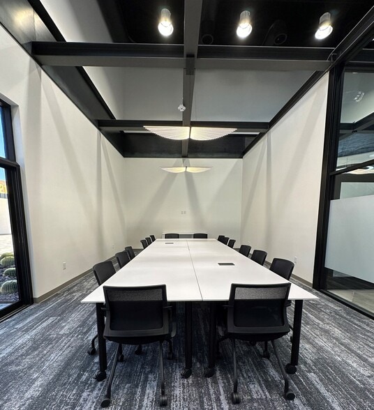 More Photos Of 1300 S Litchfield Rd, Goodyear Unknown For Lease