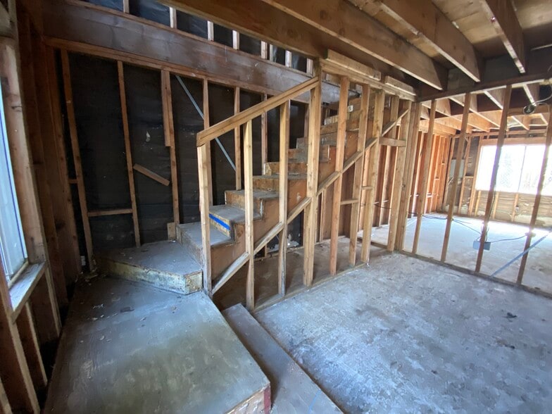 More Photos Of 158 E Sacramento St, Altadena Multifamily For Sale