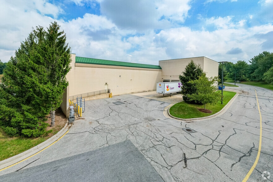 More Photos Of 6470-6480 Freetown Rd, Columbia Unknown For Lease