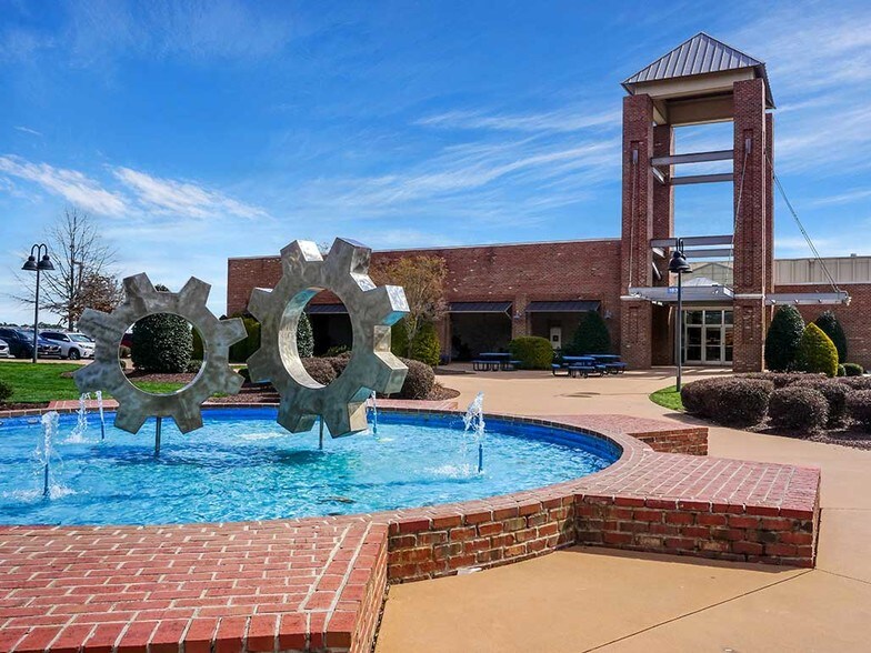 More Photos Of 1839 S Main St, Wake Forest Storefront For Lease