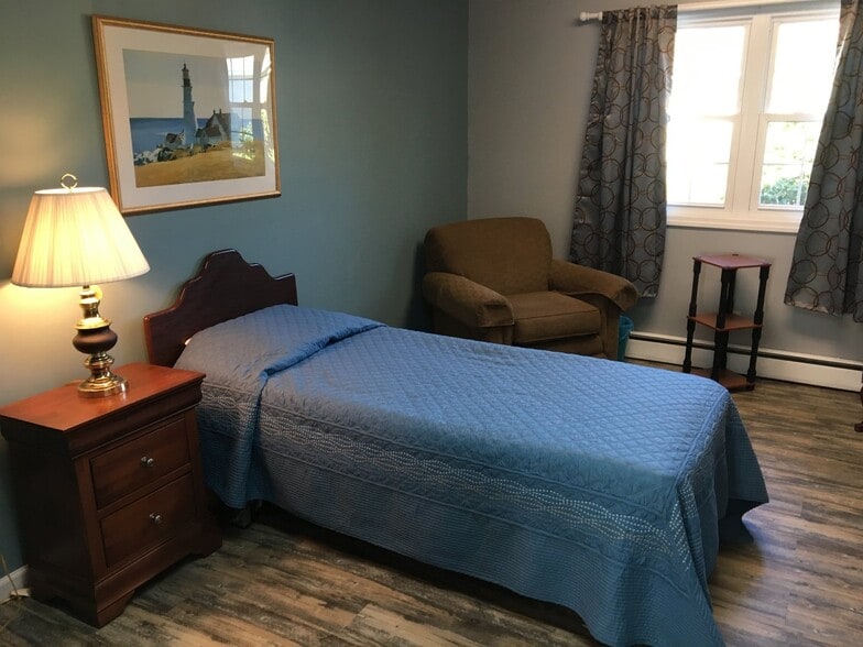 More Photos Of 160 Chapel Rd, Beaver Assisted Living For Sale