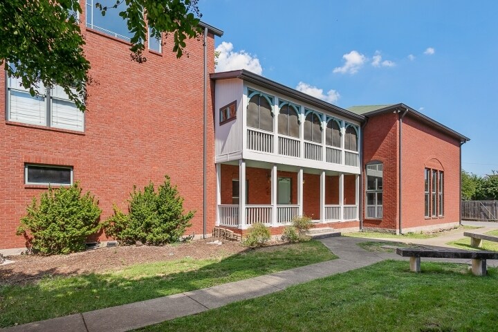 More Photos Of 1212-1214 6th Ave N, Nashville Loft Creative Space For Sale