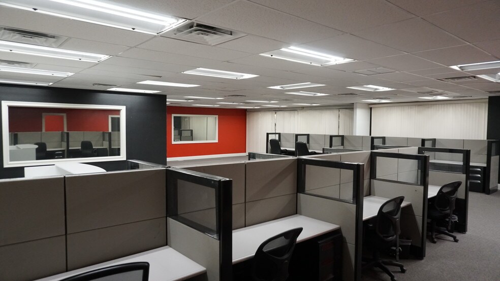 More Photos Of 1455-1515 E Tropicana Ave, Las Vegas Unknown For Lease