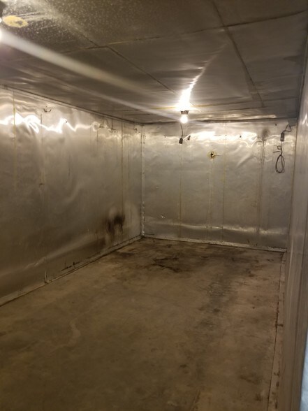 More Photos Of 57 Victory Blvd, Staten Island Storefront Retail Residential For Lease