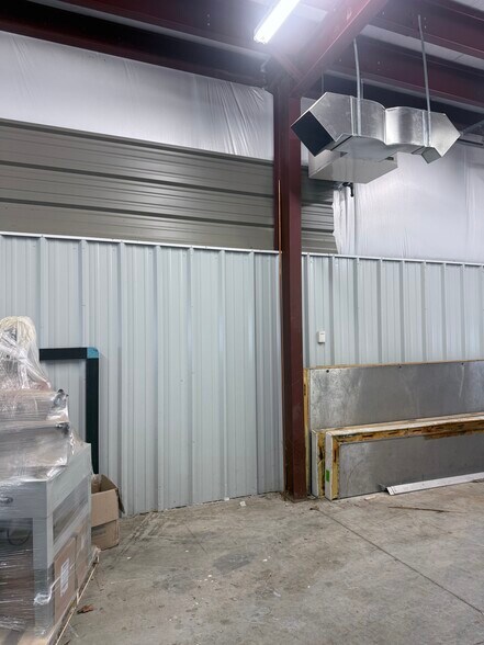 More Photos Of 36 Cady Hill Blvd, Saratoga Springs Office For Lease