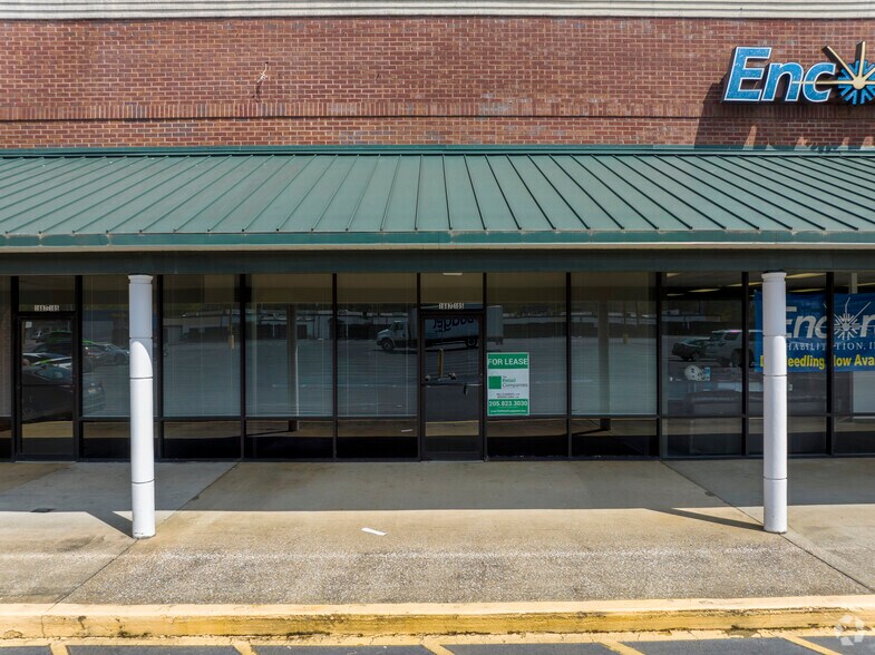 More Photos Of 1671-1691 Center Point Pky, Birmingham Unknown For Lease