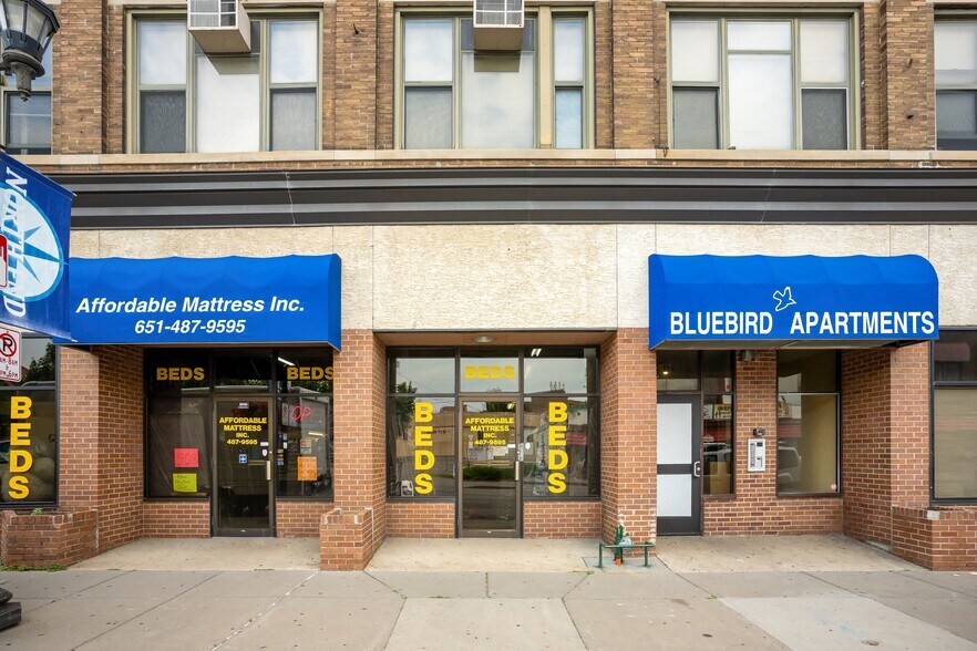 More Photos Of 904 Rice St, Saint Paul Apartments For Lease