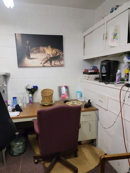 More Photos Of 2812-2816 Havenscourt Blvd, Oakland Storefront Retail Residential For Sale