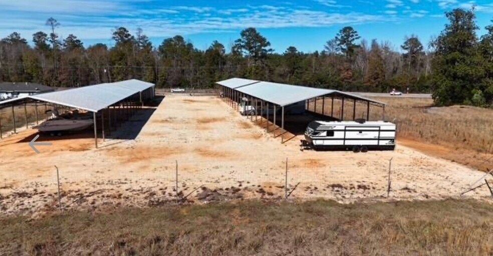 More Photos Of 131 Camden Bypass, Camden Specialty For Sale