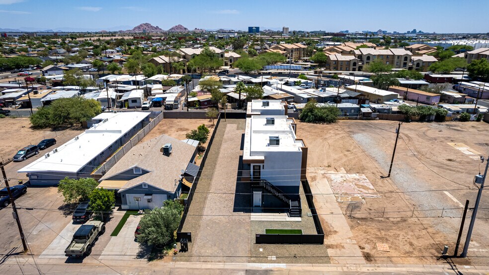 More Photos Of 411 32nd Pl, Phoenix Apartments For Sale