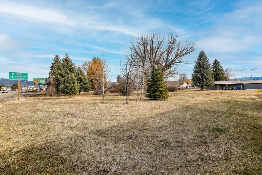 More Photos Of 413 Virginia St, New Meadows Land For Sale