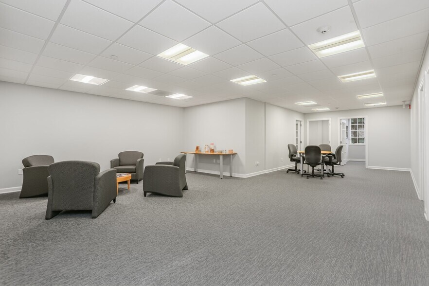 More Photos Of 320 Post Rd W, Westport Office For Lease