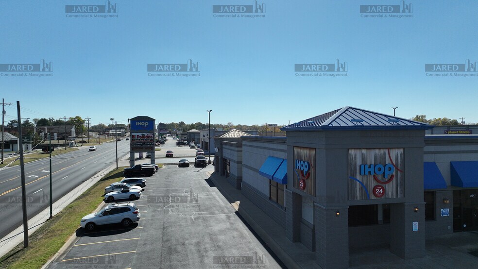 More Photos Of 2607-2713 N Kansas Expy, Springfield Unknown For Lease