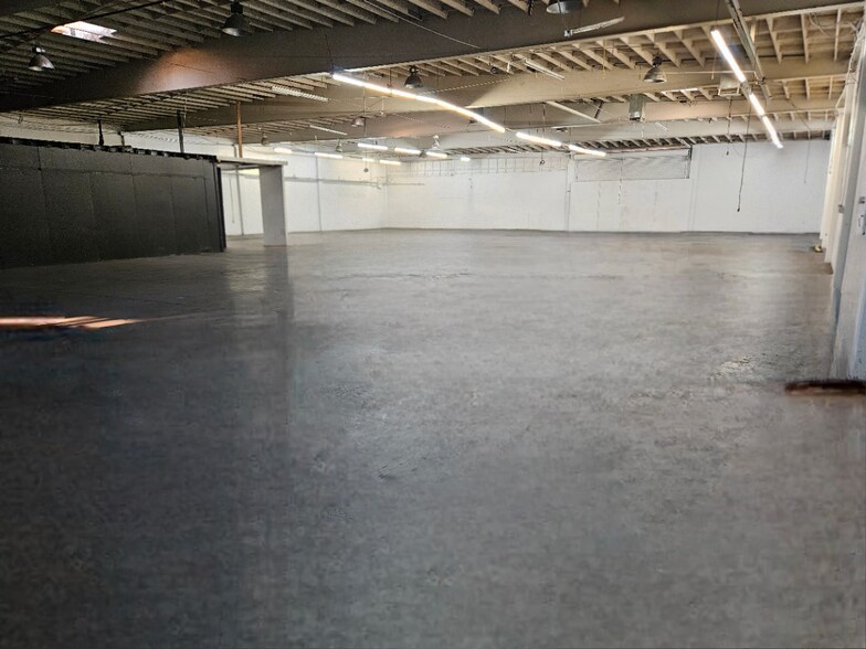 More Photos Of 1110 E 18th St, Los Angeles Industrial For Lease