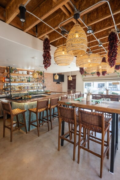 More Photos Of 334 E Ojai Ave, Ojai Restaurant For Sale