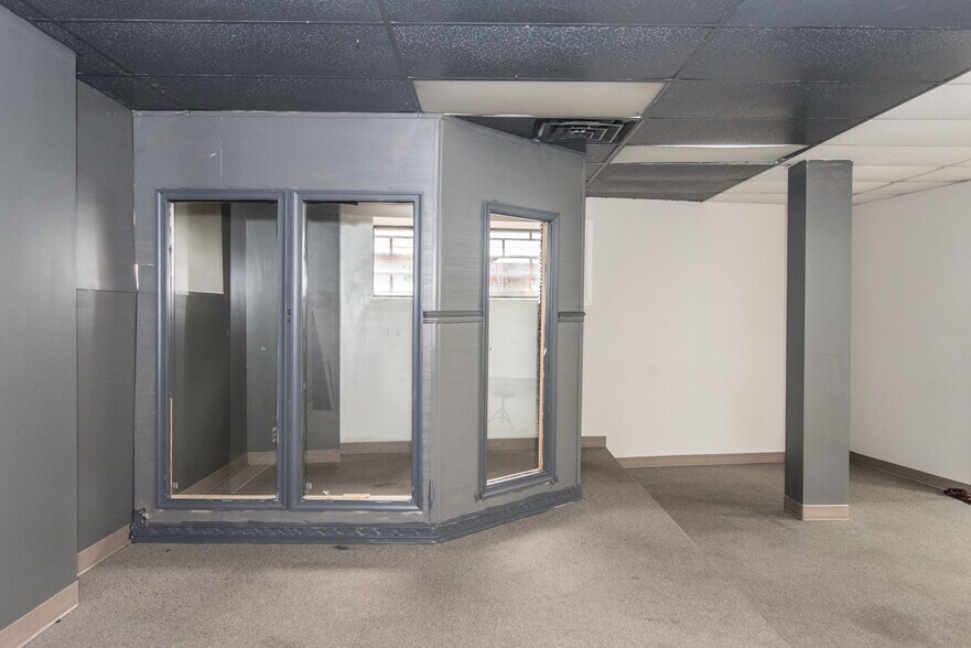 More Photos Of 6044-6052 Castor Ave, Philadelphia Medical For Sale