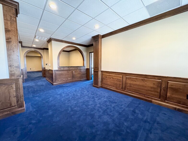 More Photos Of 5925 Farrington Rd, Chapel Hill Office For Lease