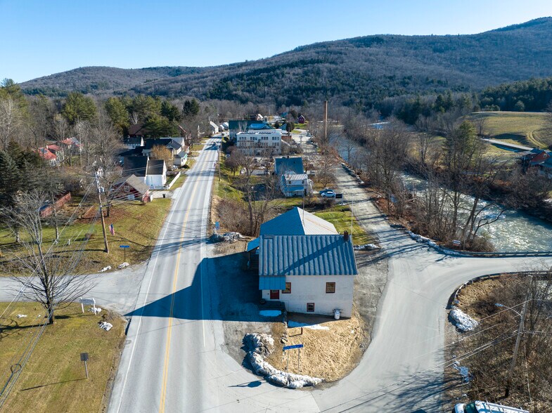 More Photos Of 7392 US-4, Woodstock Police Fire Station For Sale