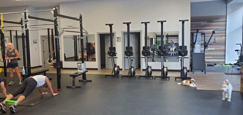 More Photos Of 51-181 S 1st St, St Charles Coworking Space