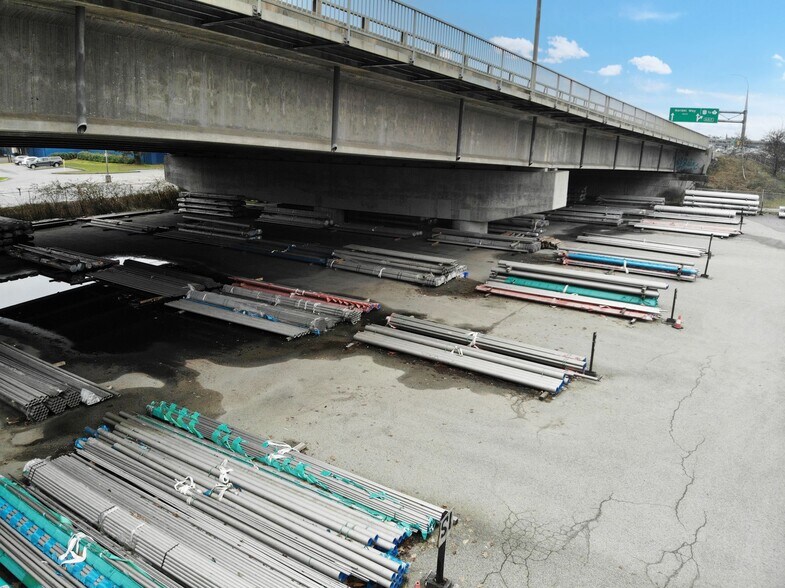 More Photos Of 10238 Nordel Ct, Delta Warehouse For Lease